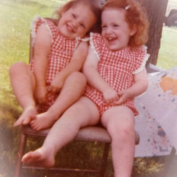 Meet your Posher, Gretchen - Picture 1 of 1